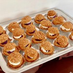 ヴィーナスコート 佐久平 - 紫芋のシュークリーム