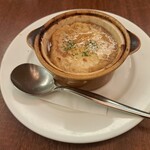 ロイヤルホスト - オニオングラタンスープです。