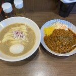 ヌードル＆スパイスカレー 今日の1番 - 朝限定セット¥1,000-(税込)
