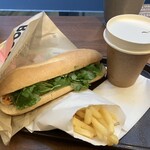 BANH MI STAR SHIBUYA by Nha Viet Nam - バインミーセット（魚すり身）