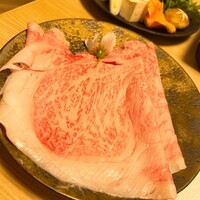 先斗町しゃぶしゃぶすき焼き きらく - 鹿児島黒牛のサーロインが二枚