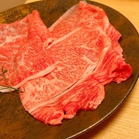 先斗町しゃぶしゃぶすき焼き きらく - こちらは神戸牛の肩ロース