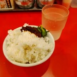 横浜家系ラーメン 大輝家 - 税込み１００円食べ放題ライス