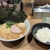 横浜ラーメン 渡来武 総本店