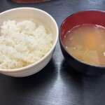 尾毛多セコ代 - 小ライスとスープ