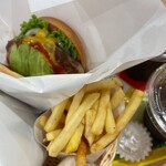 フレッシュネスバーガー もりのみやキューズモールBASE店 - 