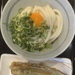 讃岐うどん 條辺 - 温玉うどん500円