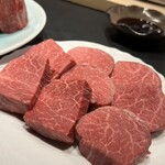 肉 希々 - 