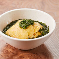 茹で鶏肉の葱油ソース