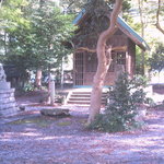 Maiduru Chaya - 一ノ宮神社の小さな祠