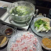 創作料理と宝石鍋しゃぶしゃぶ 宝泉 - 