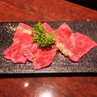 黒毛和牛焼肉 虎斑 北新地店 - 