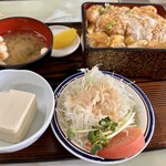 二本松バイパスドライブイン - かつ重