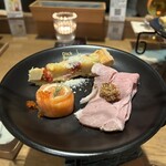 ディック・ブルーナ テーブル - 