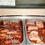 海鮮ブッフェダイニング 銀座八芳 - 豚角煮