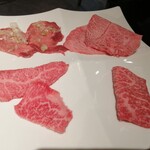 海鮮ブッフェダイニング 銀座八芳 - タン　カルビ　ザブトン　リブロース