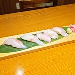 三代目網元魚鮮水産 - 地魚握り　五貫盛り合わせ