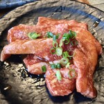 肉の青木商店 - Zooooom up！この日の肉量は多めで嬉しい^ ^