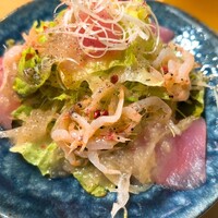 銀テープが放たれた瞬間。 - エビ中・真山りか、トラブルを愛情