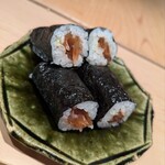 鮨 近藤 - 干瓢巻→人生で食べた干瓢巻で間違いなく一番です。甘辛煮の干瓢に山葵がマッチして最高の海苔巻(๑•̀ㅂ•́)و✧