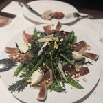 Les Jardin des dodine - マグレ鴨の生ハムとイチジクのサラダ（税込1,800円）