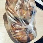 MARUICHI BAGEL - ハチワレちゃんは3つ買った