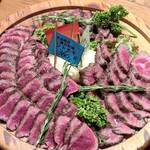 熟成肉バル 肉賊カウぼーず - 黒毛和牛のタリアータ