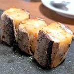 熟成肉バル 肉賊カウぼーず - ほんのり温かい サンマとじゃがいも￥580
