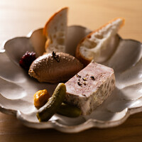 パテカン＋レバーパテ 1/2づつ合盛り