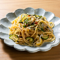 シラスとズッキーニのレモンパスタ