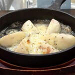 トリワイン ＰＩＫＯＳＨＨＨＵ - いちじくのオーブン焼き～ゴルゴンハニー掛け～