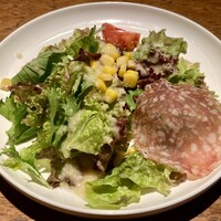 パージナ イタリアン ファイアワークス プラス カフェ ～薪焼きイタリアンとワイン～ - サラダ