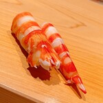 こま田 - 頭側にも尻尾側にも味噌を挟みます。養殖者とは明らかに異なる香りに、初っ端から朦朧とするラッコ