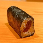 こま田 - 干瓢巻きです。お鮨はやはり干瓢で締めないと。でもこの後、追加のツマミを所望してしまいました、アハッ\(//∇//)\