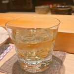 こま田 - ウイスキーのロックです