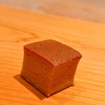 こま田 - 玉子。典型的な江戸前鮨のギョクです