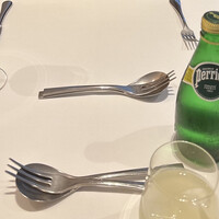 テストキッチンエイチ - レモン搾りスプリッツァー