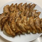 ギョウザとやきとりの又兵衛 - ギョウザ３人前（１人前９個：５００円）　１５００円