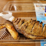 鳥小屋 - 料理写真:とり足+手羽先～☆