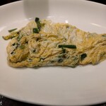 粉ひで - ニラ玉はトロトロ。