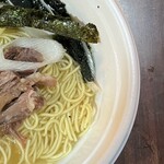 七輪さく - テールラーメン500円（秋祭り限定）　右