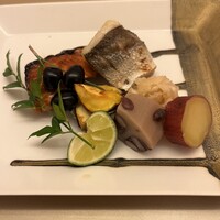 丸の内一丁目 しち十二候 - 