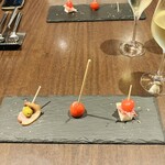 湯島天神横ラクレットグリル チーズ料理＆スイスワインのお店 - 