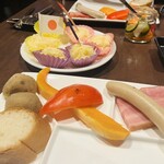湯島天神横ラクレットグリル チーズ料理＆スイスワインのお店 - 