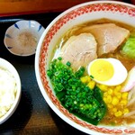 若大将 - ラーメンからあげライス