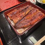 四季 - 【国産うな重】　の一部