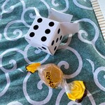 井筒屋 - サイコロの中には、お口直しの飴ちゃんが！