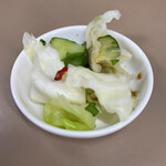 赤坂あべちゃん - お通しの浅漬け