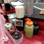 ラーメン 杉田家 - 卓上味変調味料１