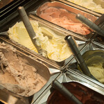 お菓子のほんだ - 